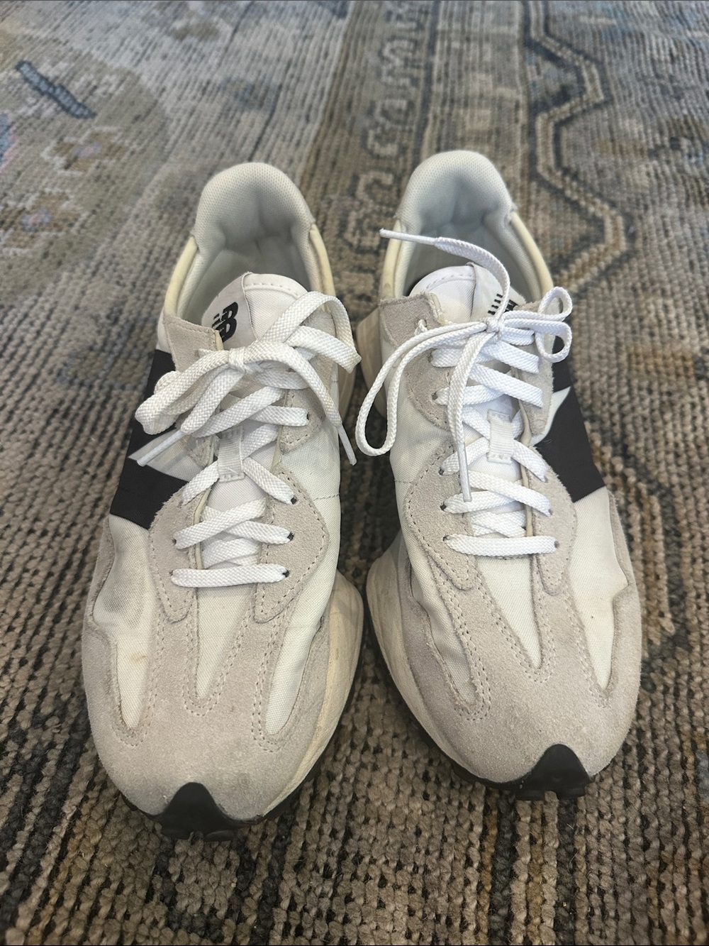 New Balance® 327 women's sneakers